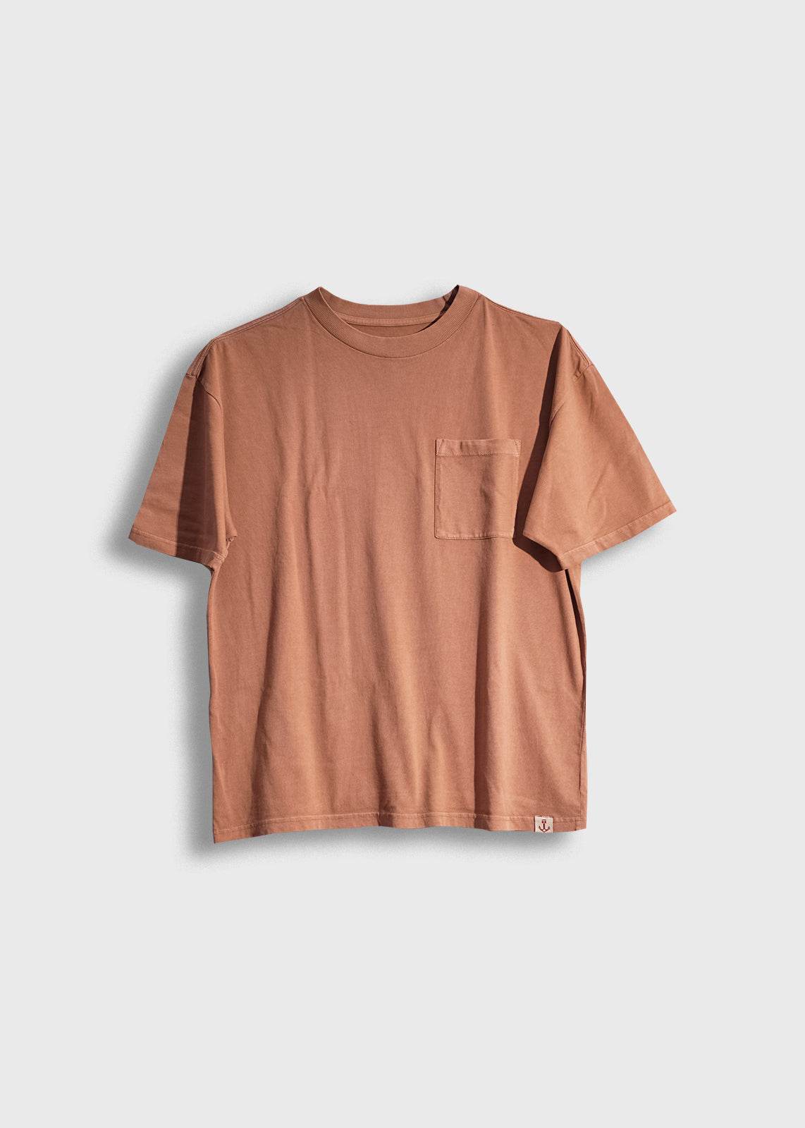 Men’s 7.6 oz cotton, peach pocket tee with boxy fit and chest pocket, heavyweight everyday t-shirt with clean workwear style and soft feel