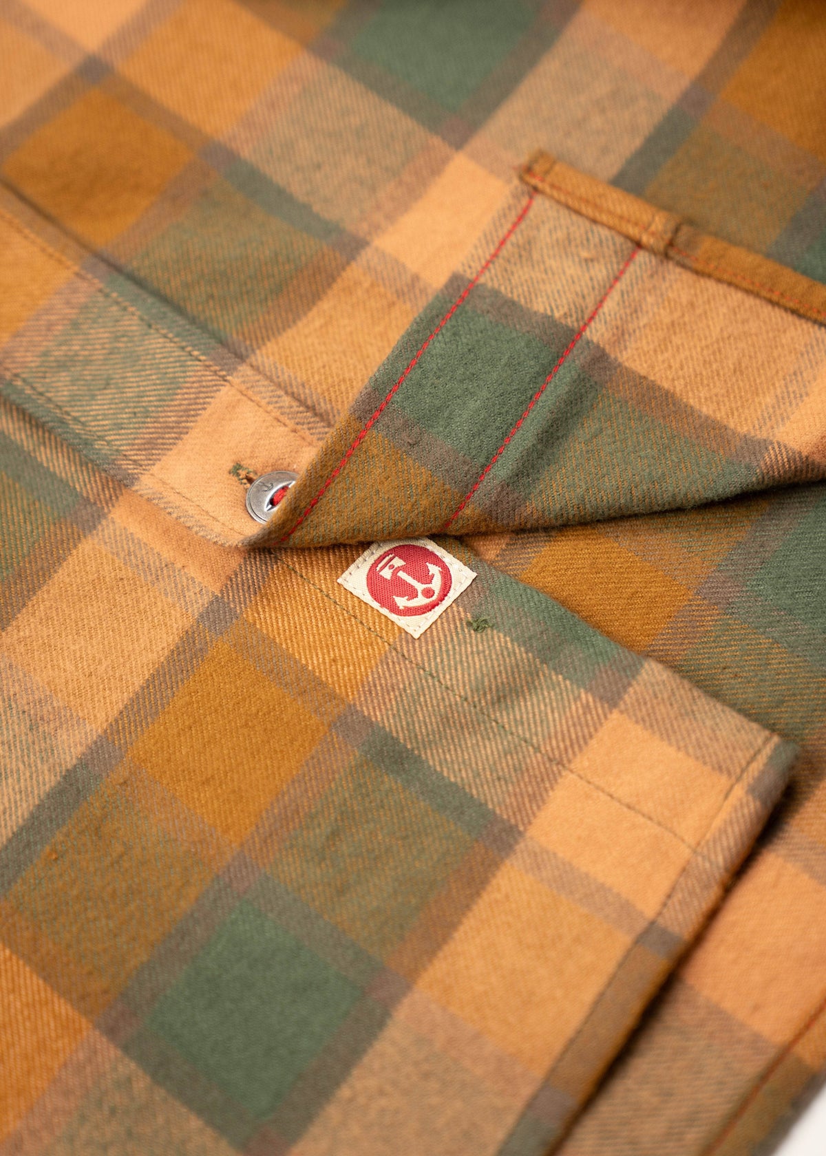 Greyson Flannel - Iron & Resin