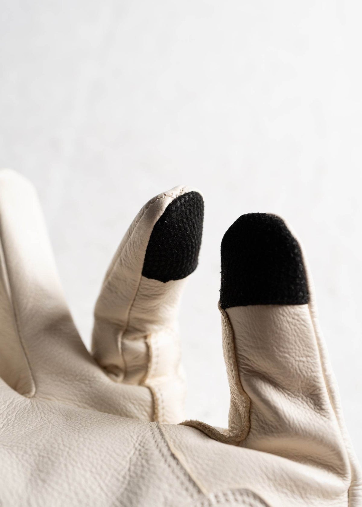 INR X VAHNA Moto Gloves - Iron & Resin